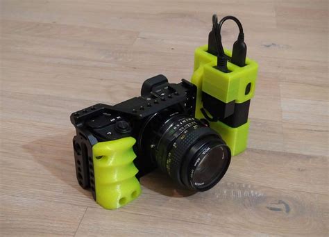 3d printed handheld camera housing.
